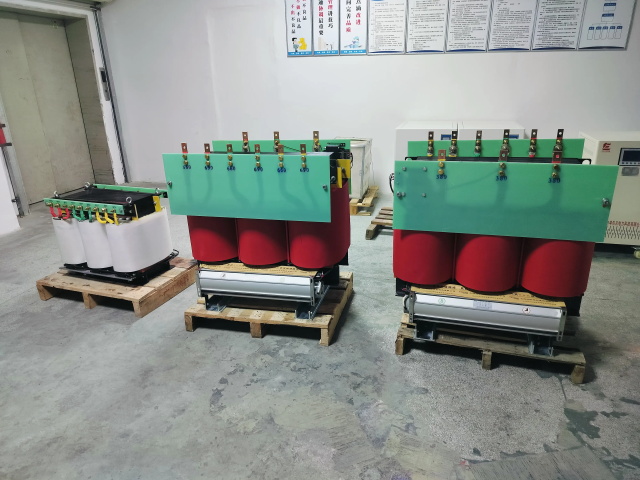 吴堡KS11-1000KVA矿用变压器